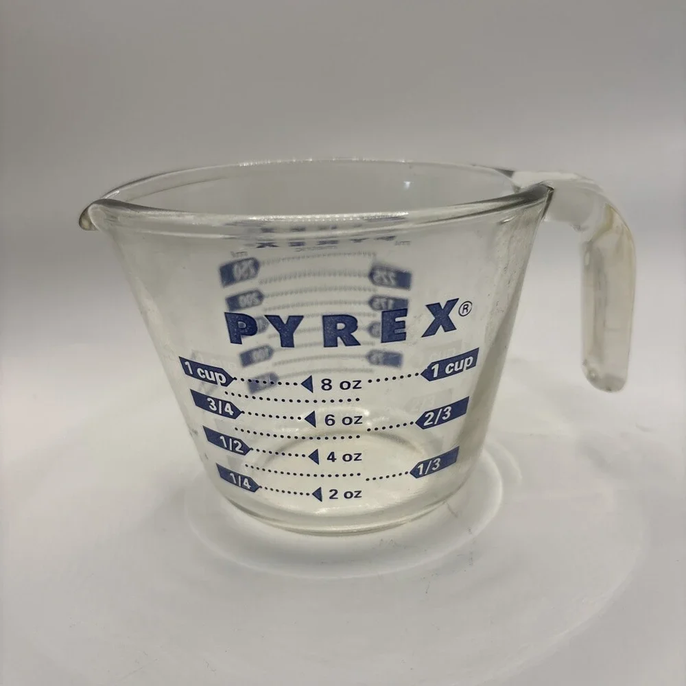 Vintage PYREX 1 cup glass measuring cup blue lettering retro kitchen all caps